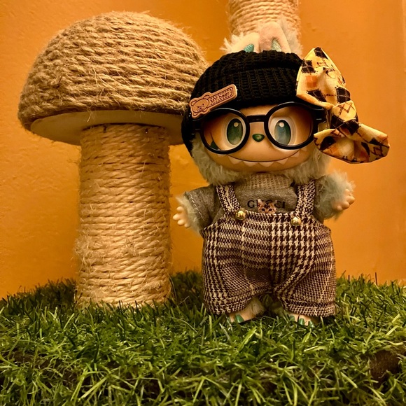 Custom Doll Stylist and beginner doll maker☠️💚🧸 - Picture 6 of 13